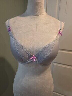 NWOT Victoria's Secret Bra